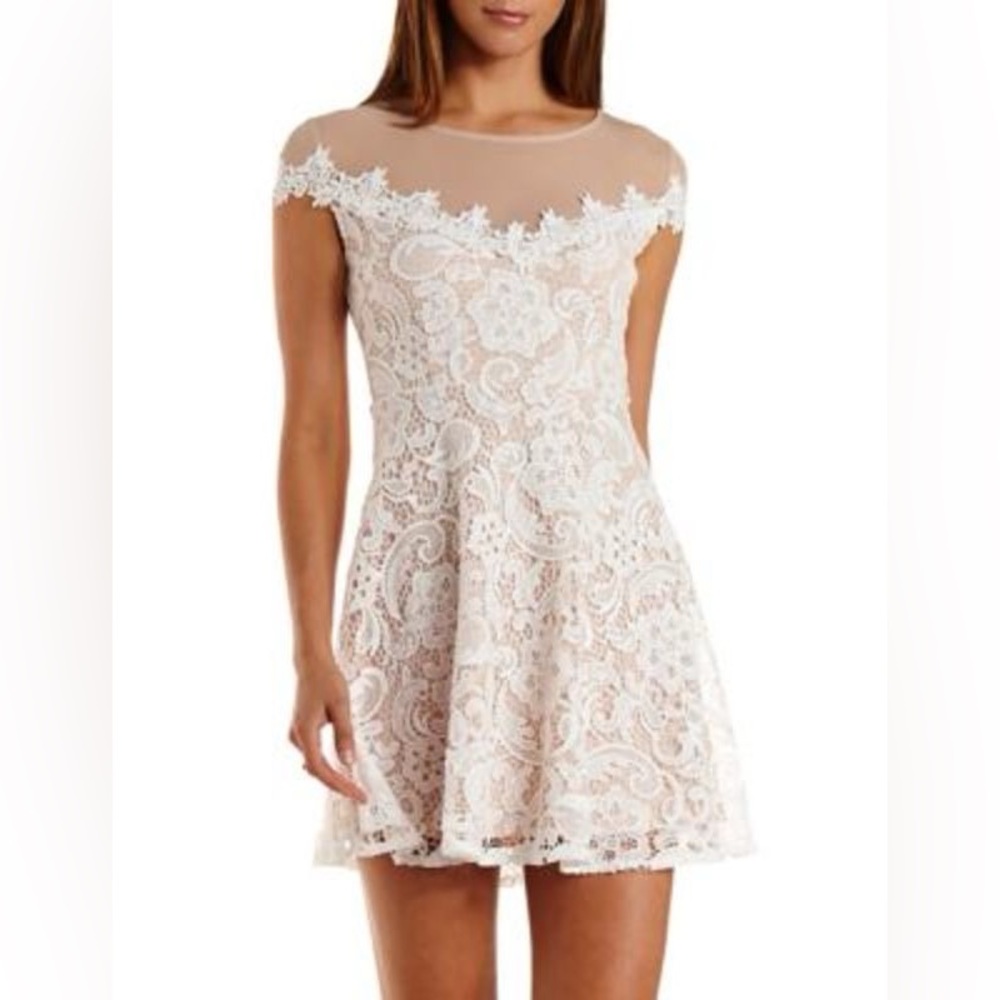 Charlotte Russe Vintage White lace / nude lining dress (XS)